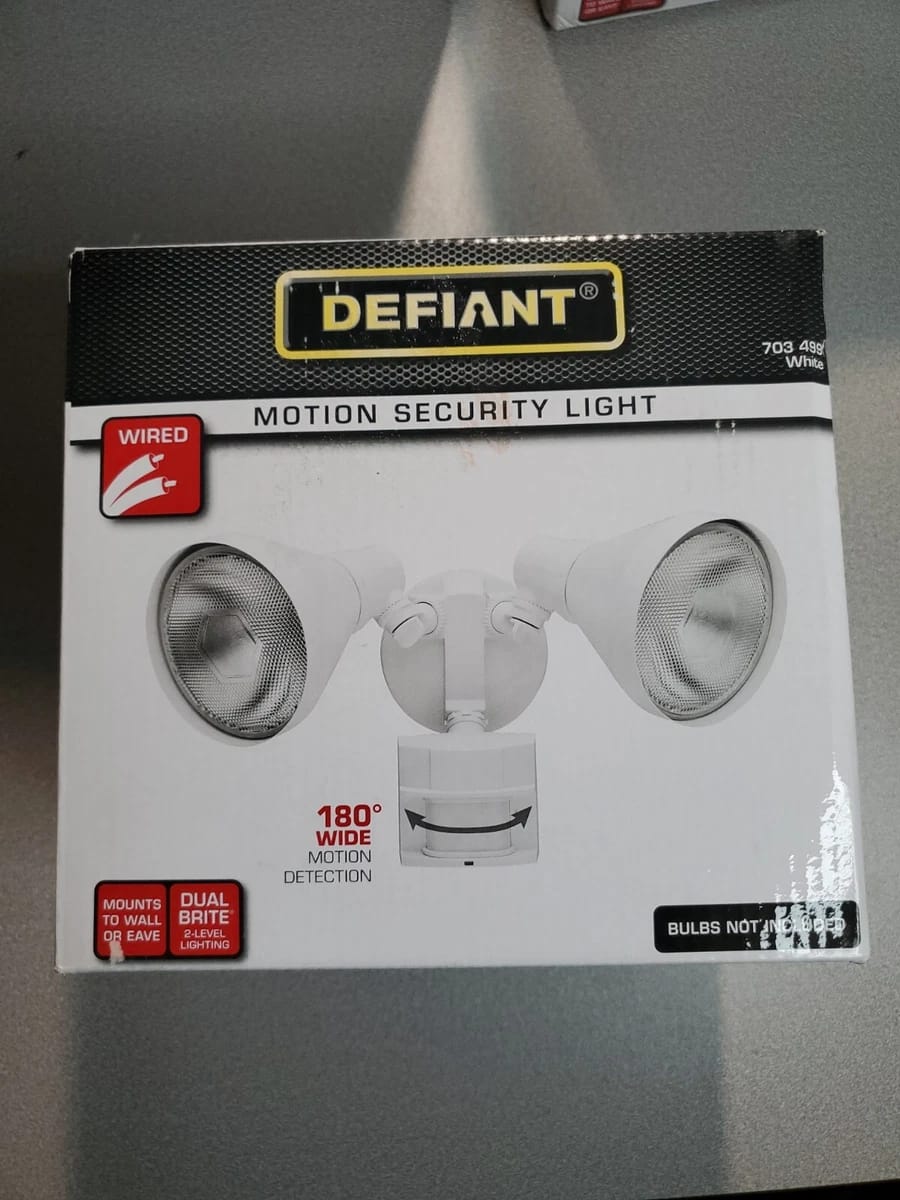 Luz de seguridad con sensor de movimiento Defiant